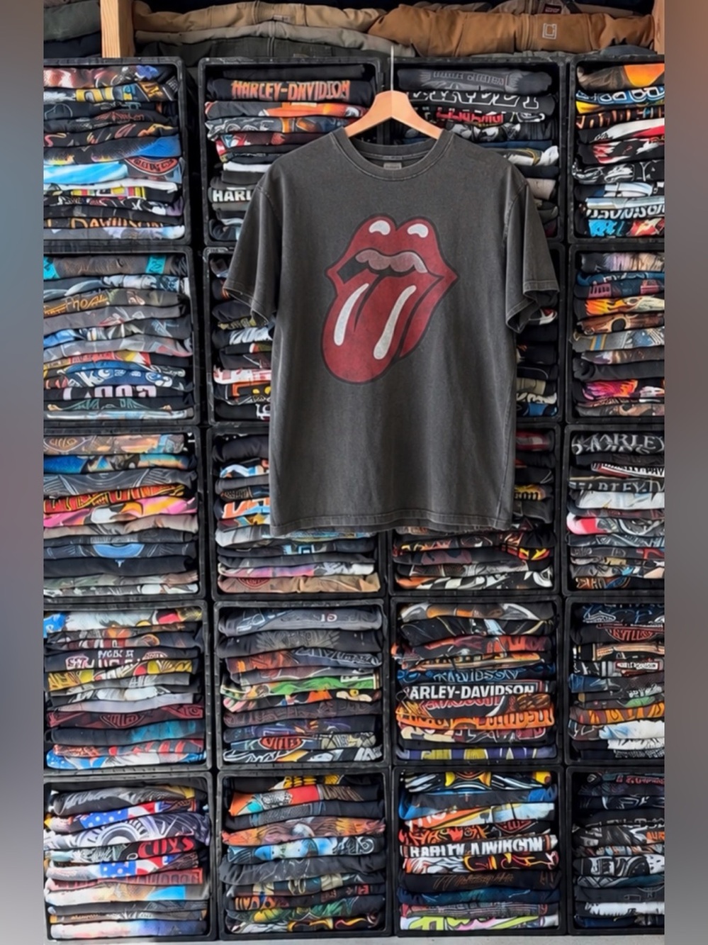 The Rolling Stones Classic Tongue Graphic Tee Washed Black Size L